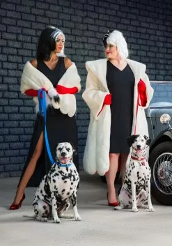Fun Costumes Cruella De Vil Coat Costume For Plus Size Women From Disney's 101 Dalmatians 18 Fun Costumes Cruella De Vil Coat Costume For Plus Size Women From Disney's 101 Dalmatians -Cheap Halloween Costume Store plus size womens deluxe cruella de vil costume alt 3